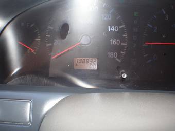 2001 Nissan Cefiro Pictures