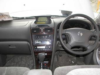 2001 Nissan Cefiro Pics