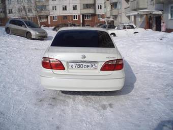 2001 Nissan Cefiro Pictures