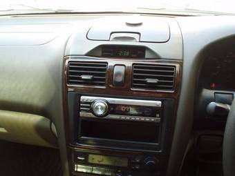 2001 Nissan Cefiro Photos