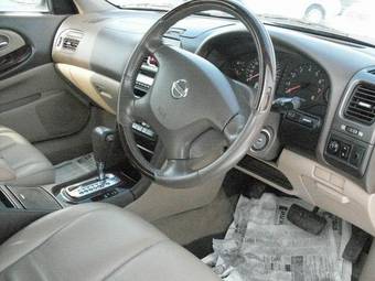 2001 Nissan Cefiro Pics
