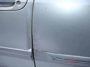 2001 Nissan Cefiro Pictures