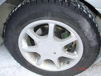2001 Nissan Cefiro Images