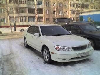 2001 Nissan Cefiro Pictures