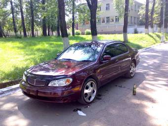 2001 Nissan Cefiro Photos