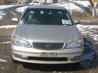 2001 Nissan Cefiro Pictures