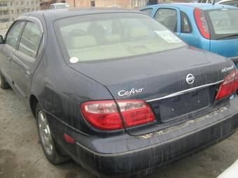 2001 Nissan Cefiro Pictures