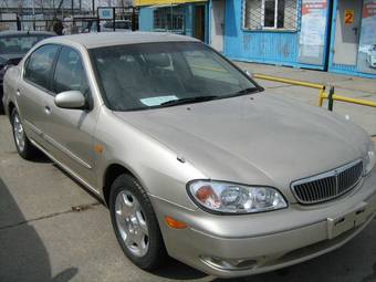 2001 Nissan Cefiro Pictures