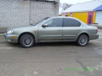 2001 Nissan Cefiro Pics