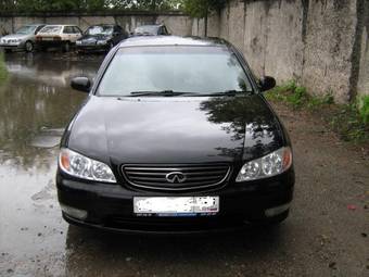 2001 Nissan Cefiro Pictures