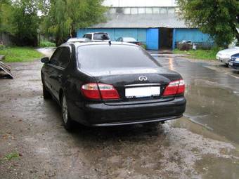 2001 Nissan Cefiro Photos