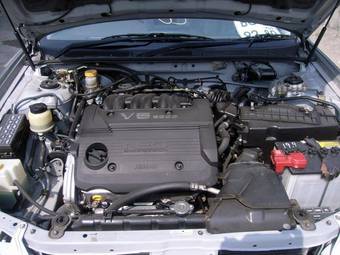 2001 Nissan Cefiro Pictures