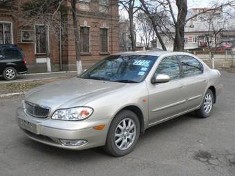 2001 Nissan Cefiro Photos