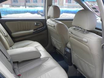 2001 Nissan Cefiro Pictures