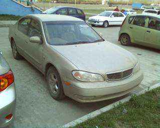 2001 Nissan Cefiro Pictures