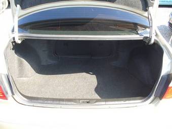 2001 Nissan Cefiro Pictures