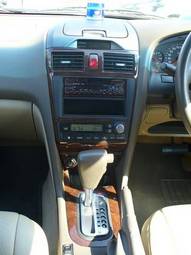 2001 Nissan Cefiro Pics
