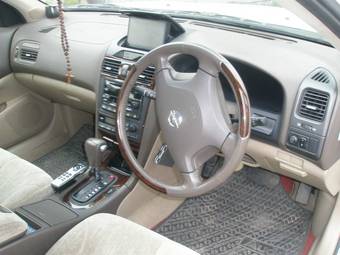 2001 Nissan Cefiro Photos