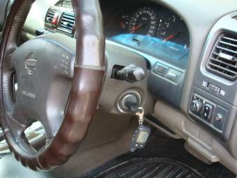 2001 Nissan Cefiro Pictures