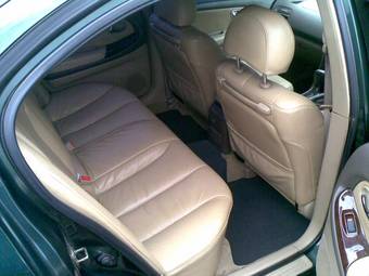 2001 Nissan Cefiro Pictures