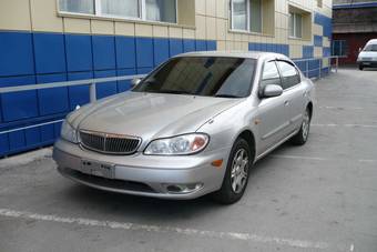 2001 Nissan Cefiro Photos