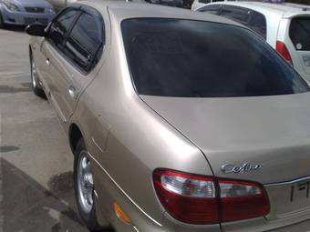 2001 Nissan Cefiro Photos