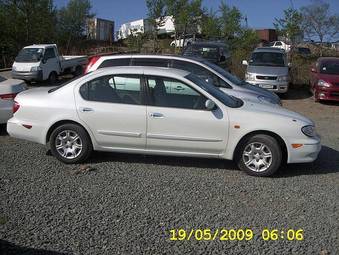 2001 Nissan Cefiro Photos