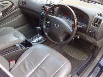 2001 Nissan Cefiro Photos