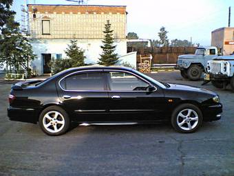2001 Nissan Cefiro Pictures