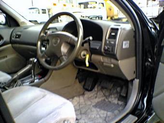 2001 Nissan Cefiro Images