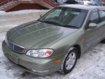 2001 Nissan Cefiro Pictures