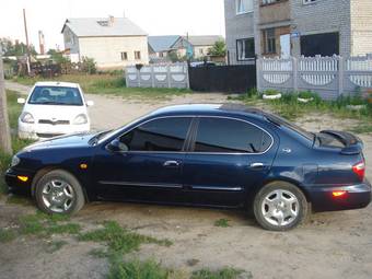 2001 Nissan Cefiro Pictures