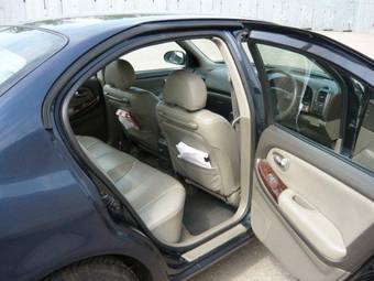2001 Nissan Cefiro Images