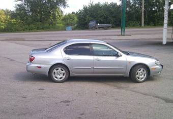 2001 Nissan Cefiro Photos