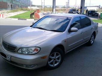 2001 Nissan Cefiro Pictures