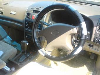 2001 Nissan Cefiro Photos