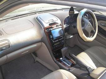 2001 Nissan Cefiro Pictures