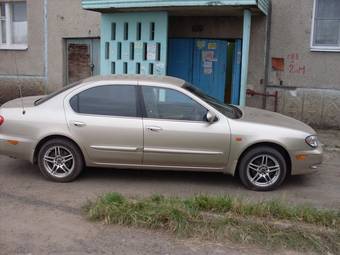 2001 Nissan Cefiro Photos