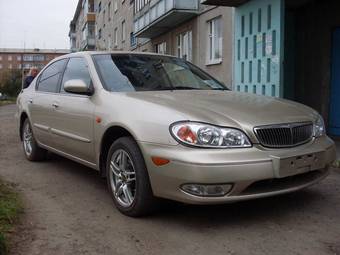 2001 Nissan Cefiro Pictures