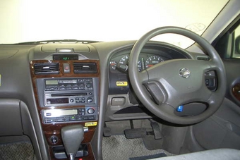 2002 Nissan Cefiro