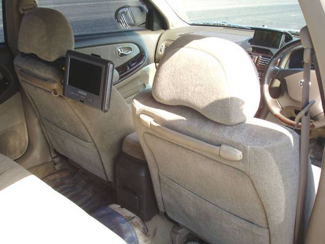 2002 Nissan Cefiro