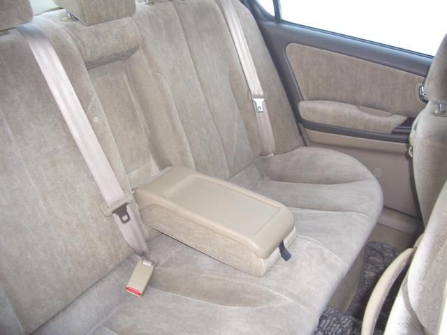 2002 Nissan Cefiro