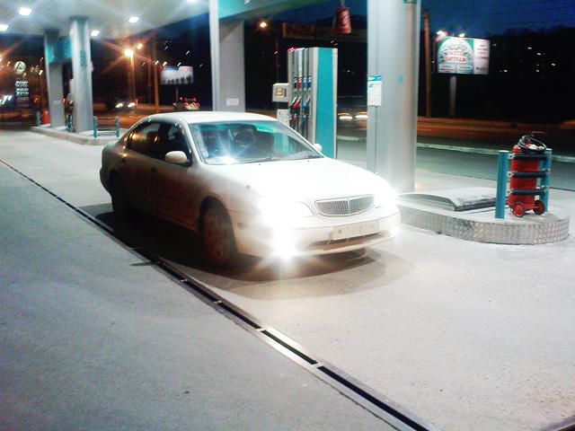 2002 Nissan Cefiro