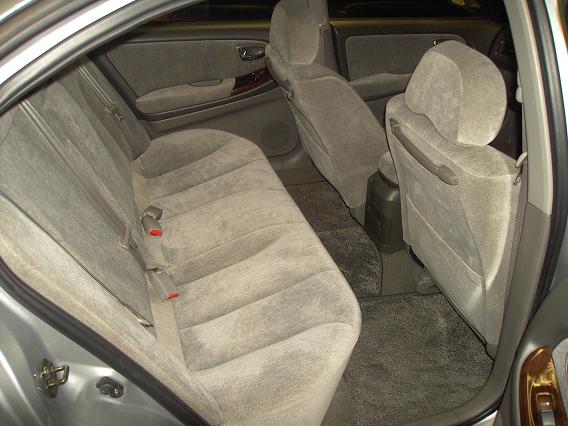 2002 Nissan Cefiro Pictures