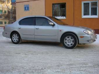 2002 Nissan Cefiro Pictures