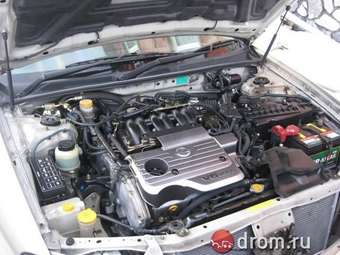 2002 Nissan Cefiro Pictures