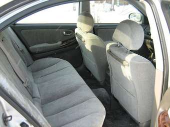 2002 Nissan Cefiro Photos