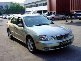 2002 Nissan Cefiro Pictures