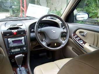 2002 Nissan Cefiro Pictures