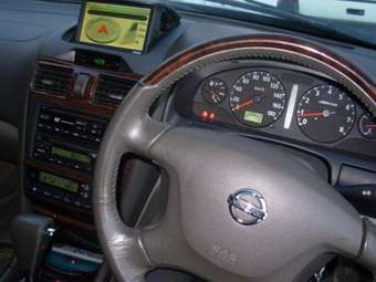 2002 Nissan Cefiro Photos